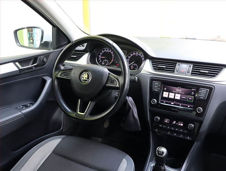 Škoda Rapid (2018) 1.4 TDI, Serv.kniha, Tempomat - fotka 7 z 17