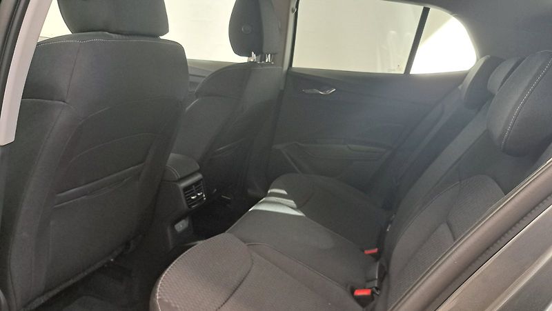 Škoda Fabia (2025) Top Selection 1,0 TSI 85 kW - fotka 13 z 24