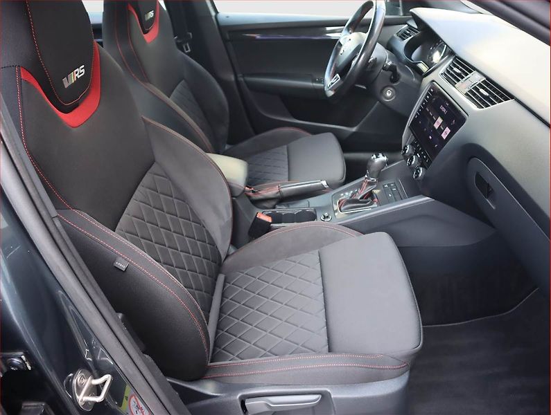 Škoda Octavia (2017) RS 2.0 TDI 4x4 DSG, 4X4 - fotka 9 z 24