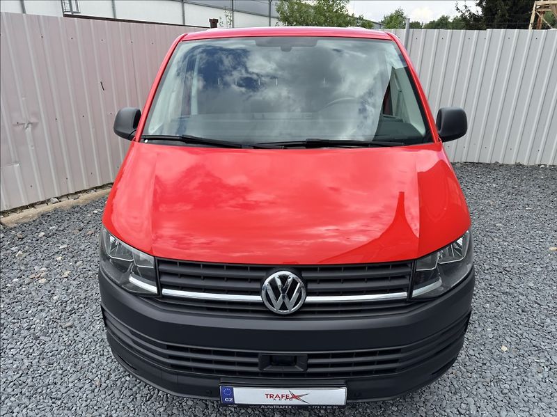 Volkswagen Transporter 2,0 TDI DSG LONG DPH 1.maj. ČR - fotka 7 z 50