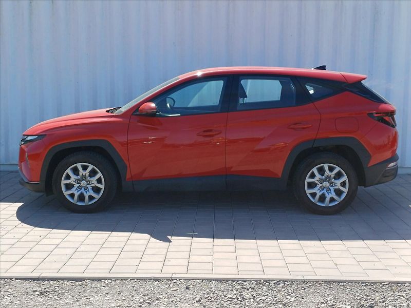 Hyundai Tucson 1,6   1.6 T-GDI 110Kw Start 4x - fotka 21 z 29