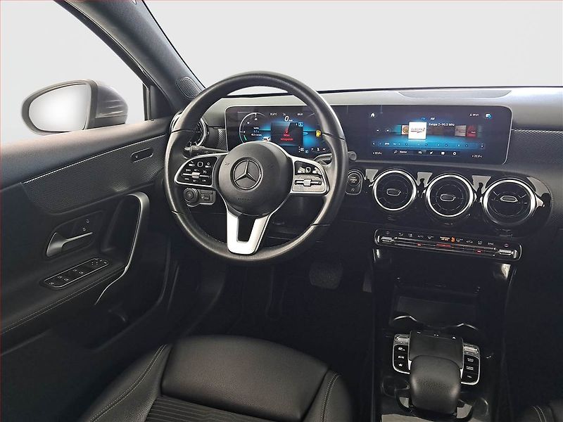 Mercedes-Benz Třídy A (2019) Progressive A 180 d, Automat - fotka 7 z 18