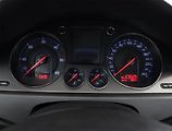 Volkswagen Passat (2007) 2.0 TDI, po STK, Klima - náhled 8