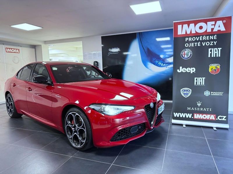 Alfa Romeo Giulia (2023) 2.2 JTDM 210k AT8 ZF Q4 4x4 Ve - fotografie inzerátu
