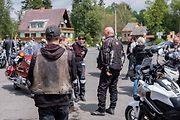 Motorkáři se sjeli na žehnání v bazilice v Jablonném.