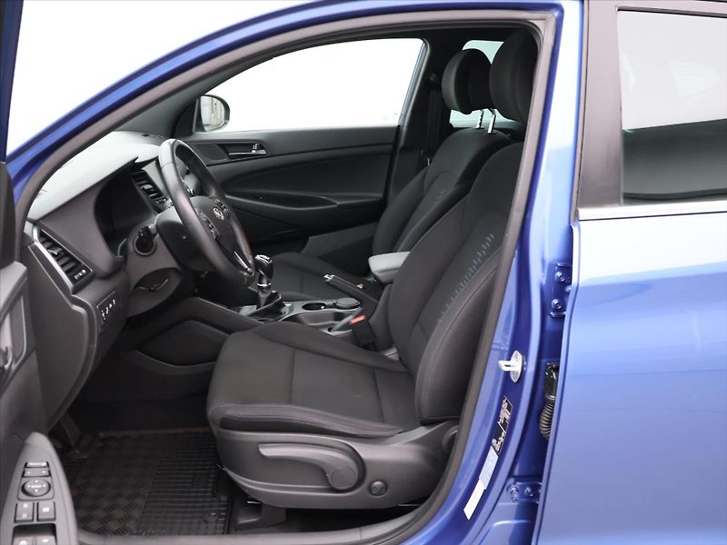 Hyundai Tucson 1,7 CRDI 85 kW Best of Czech - fotka 10 z 30