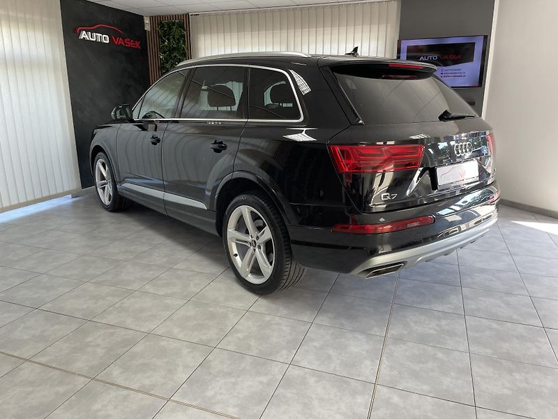 Audi Q7 3.0TDi 4x4 AT KŮŽE TZ HEAD-UP  - fotka 8 z 31
