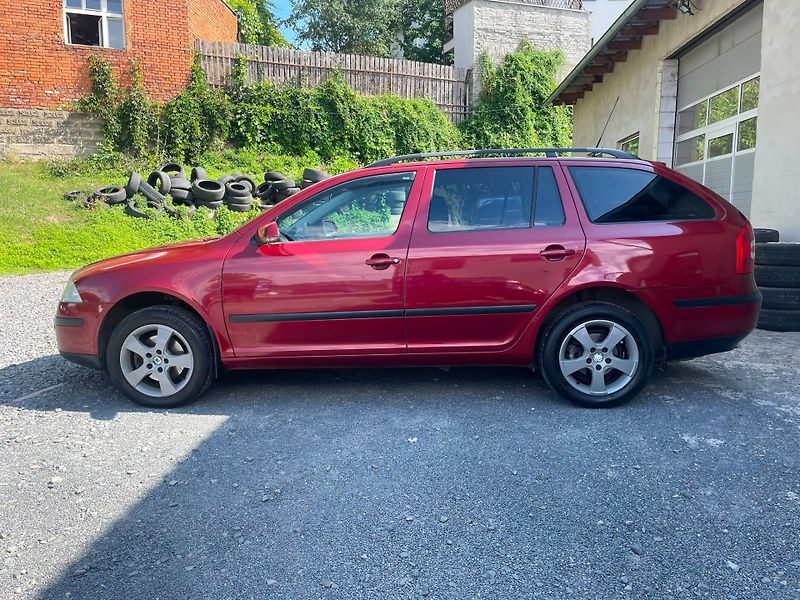 Škoda Octavia (2006) 1,9 TDi 77 Kw 4X4 TAŽNÉ - fotka 7 z 15