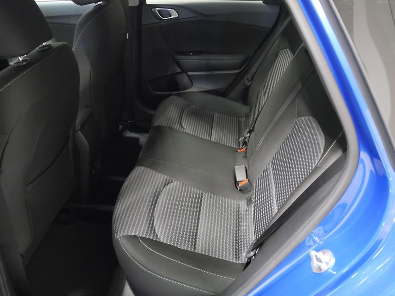 Kia Ceed - fotka 24 z 25