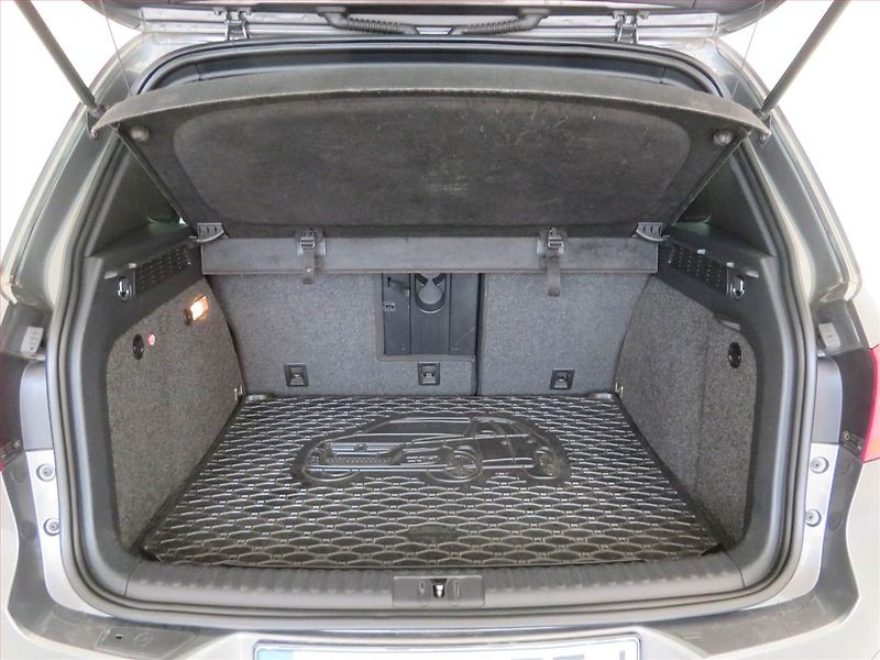 Volkswagen Tiguan (2015) 2.0 TDI, Serv.kniha, Navi - fotka 14 z 17