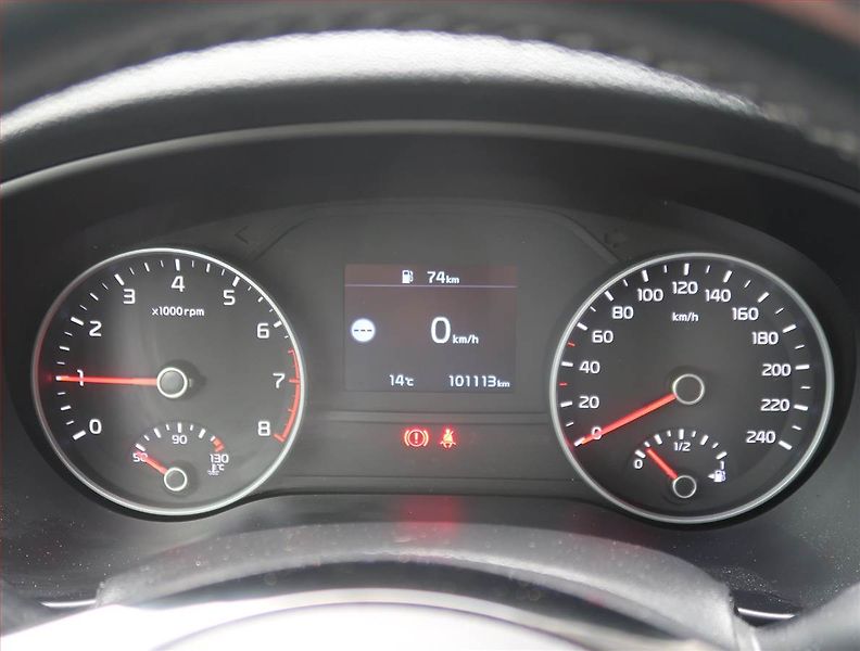 Kia Sportage (2019) 1.6 T-GDI, 4X4, ČR,1.maj - fotka 11 z 21
