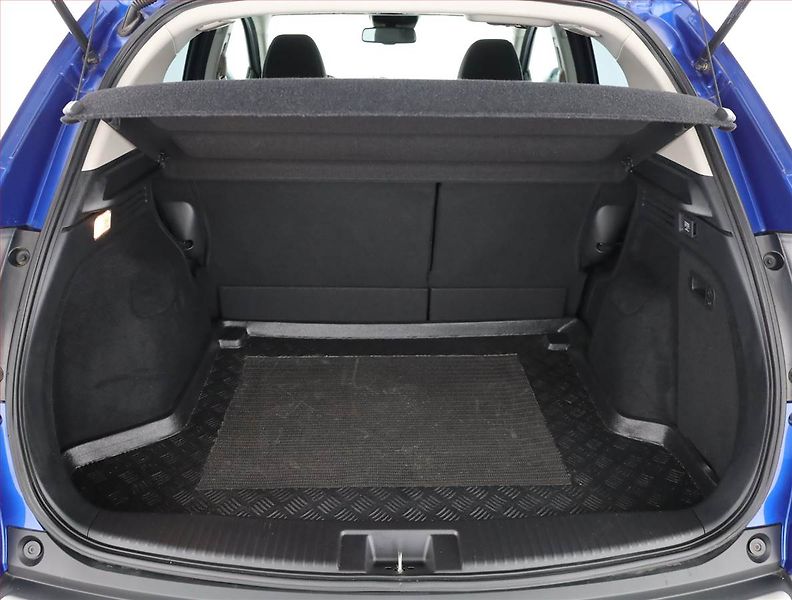 Honda HR-V (2017) Elegance 1.5 i-VTEC, Automat - fotka 18 z 19