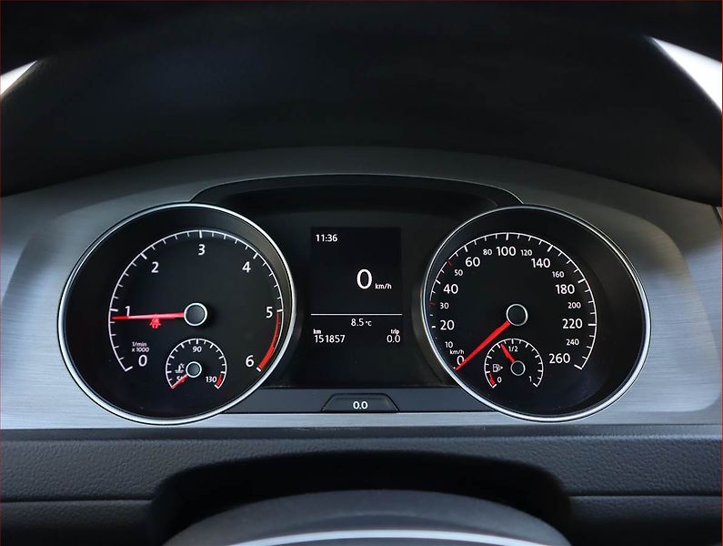 Volkswagen Golf (2015) 1.6 TDI, Serv.kniha, Tempomat - fotka 11 z 20
