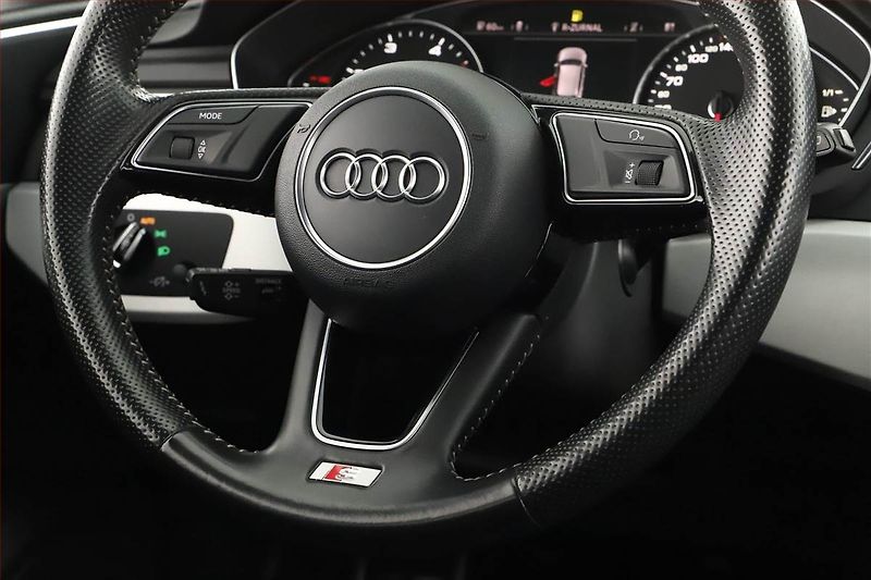 Audi A4 (2016) S-Line 2.0 TDI, Automat, Kůže - fotka 19 z 21