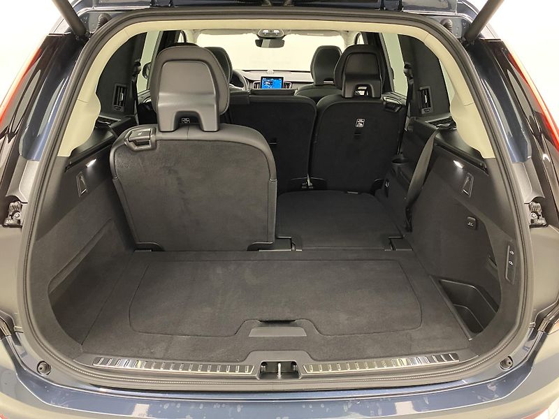 Volvo XC90 (2026) B5 AWD AUT BRIGHT ULTRA 7míst - fotka 26 z 74