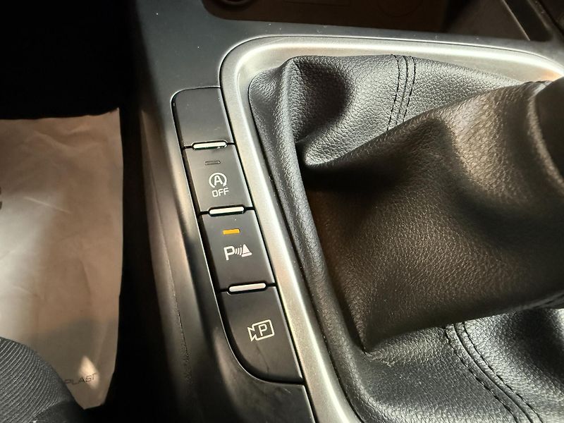 Kia Ceed 1.5 T-GDI 118kW Top SW - fotka 11 z 18