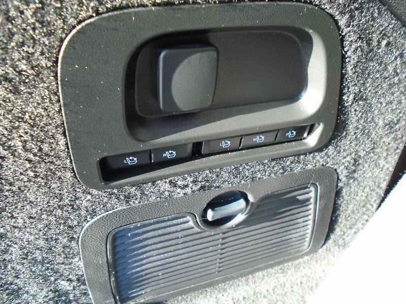 Ford Galaxy 2.5 Duratec FHEV Vignale 7Míst - fotka 34 z 47