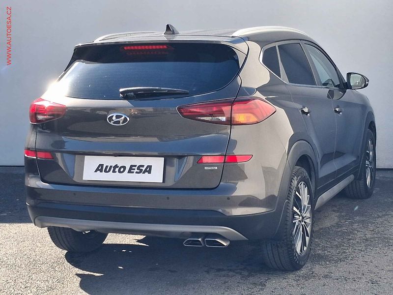 Hyundai Tucson (2019) 1.6 T-GDi 4x4, ČR, LED, navi - fotka 4 z 19