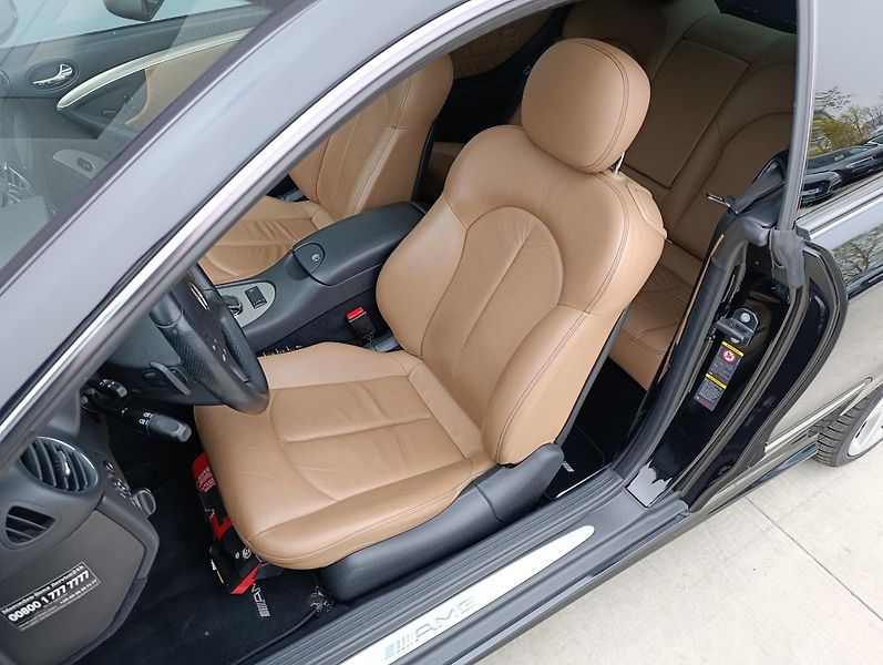 Mercedes-Benz CLK 500 5.5 V8 AMG 7G TRONIC TOP - fotka 16 z 35
