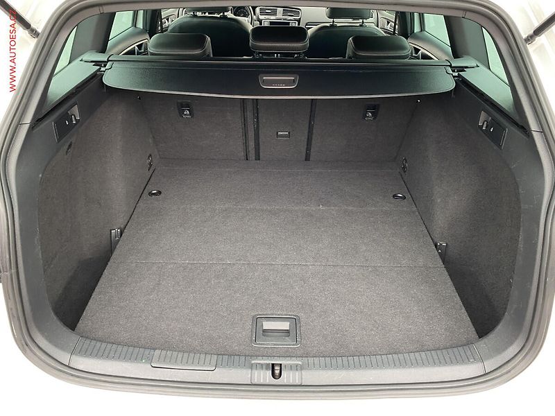 Volkswagen Golf (2016) 2.0TDi GTD, GTD, DSG, bixenon - fotka 7 z 18