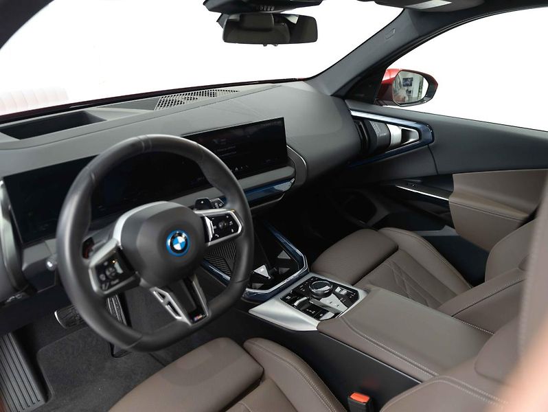 BMW X3 30e xDrive - fotka 5 z 6