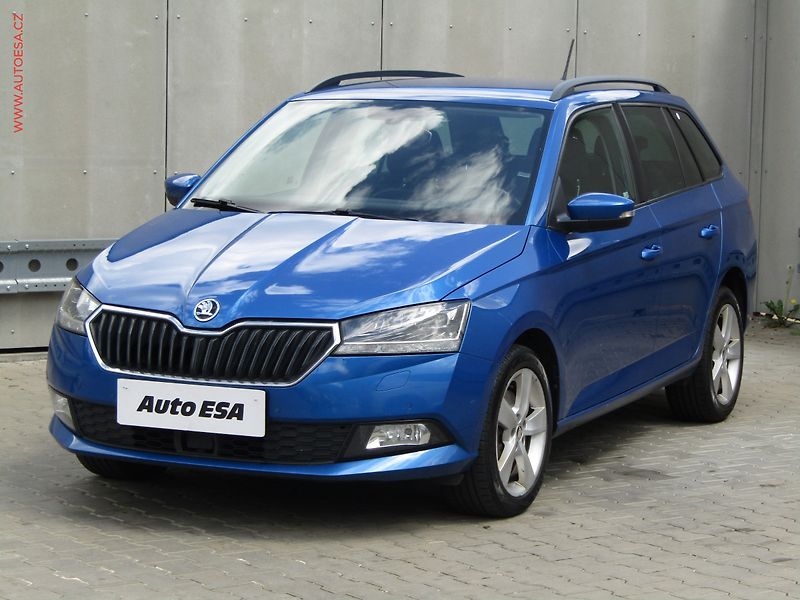 Škoda Fabia (2019) 1.0 TSi, ČR, Style, LED - fotka 3 z 17