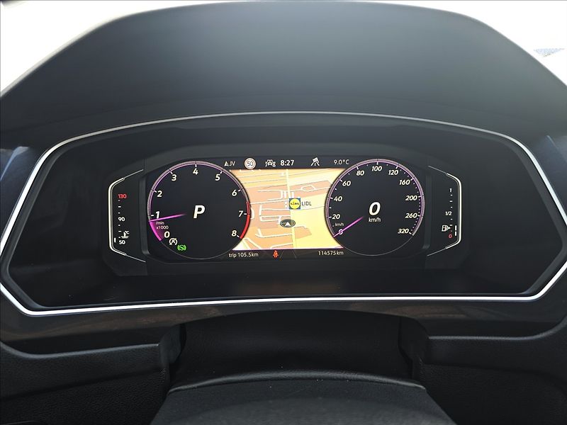 Volkswagen Tiguan 2,0 TSi 235KW D7 R DPH NAVI - fotka 16 z 44