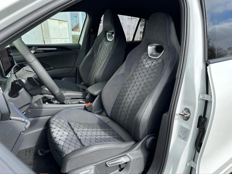 Volkswagen Tiguan - fotka 17 z 18