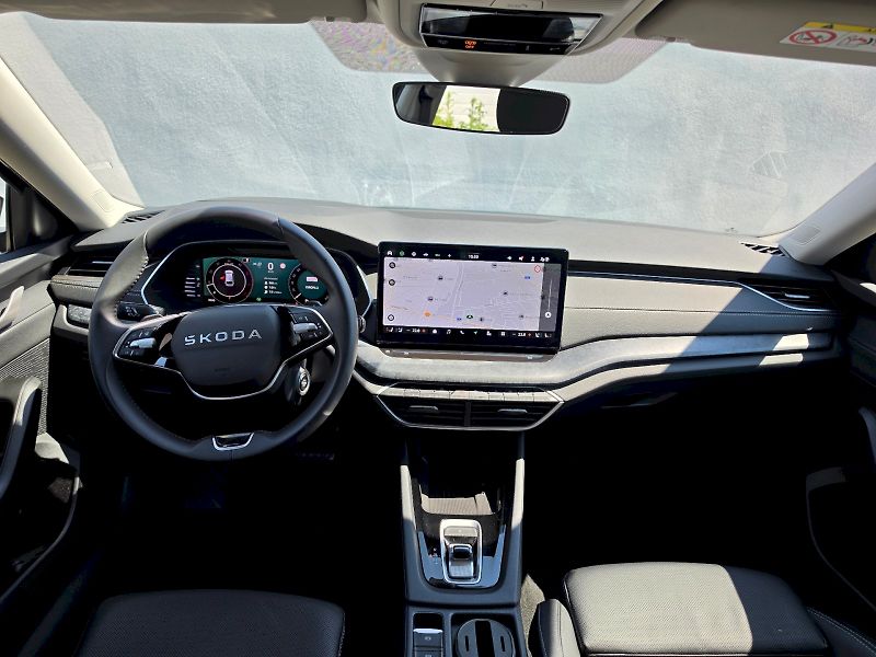 Škoda Octavia (2025) COMBI 2,0TDI 110KW DSG Exclusi - fotka 5 z 35
