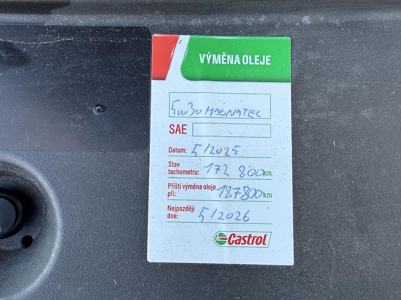 Toyota Avensis (2007) T25 2.0 D4D 93kw - fotka 15 z 17