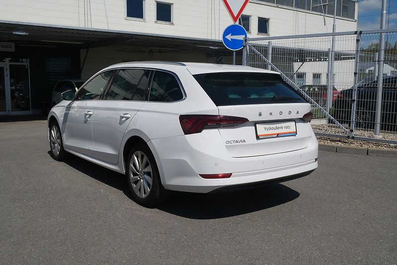 Škoda Octavia - fotka 3 z 6
