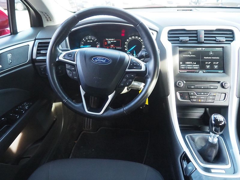 Ford Mondeo (2016) 1.5 TDCi Business Edition, LED - fotka 17 z 32