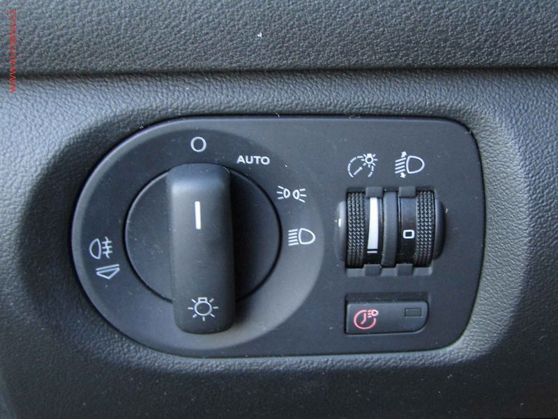 Audi A3 (2008) 1.9TDi, servis.kniha - fotka 12 z 16