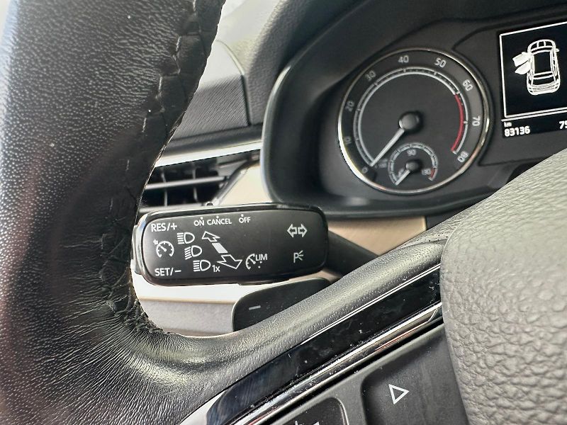Škoda Kamiq (2020) 1.5TSi, 110KW,VYHŘ.SED.KEYLESS - fotka 17 z 21