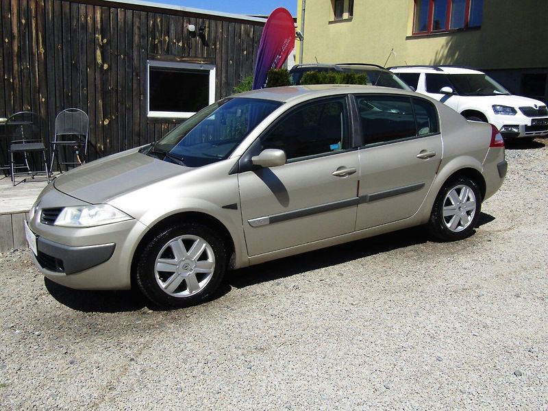 Renault Mégane (2006) 1.5 DCi 78kW CZ PŮVOD - fotka 2 z 37