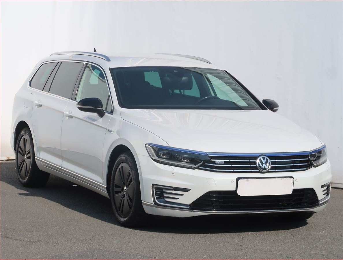 Volkswagen Passat Highline 1.4 GTE, Automat