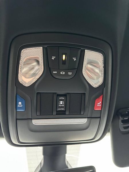 Dodge RAM (2021) 5.7 V8 HEMI LONG STAR ETORQUE - fotka 22 z 27
