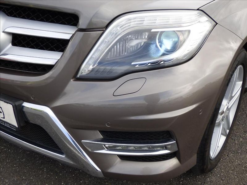 Mercedes-Benz GLK 2,1 220CDI,4Matic,AMG,7G,Bi-Xe - fotka 67 z 77