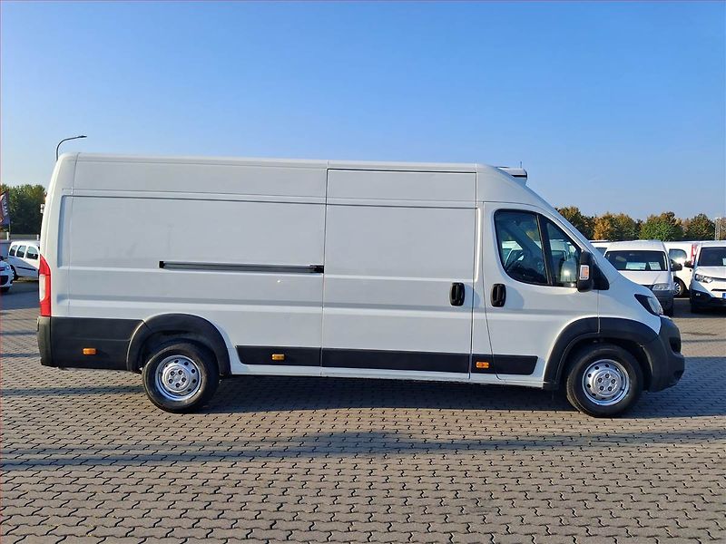 Citroën Jumper (2020) 2.2 BlueHDi, 13m3, ČR - fotka 6 z 17
