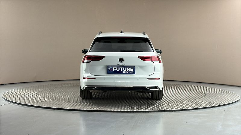 Volkswagen Golf 2.0 TDI DSG Style Variant - fotka 5 z 29