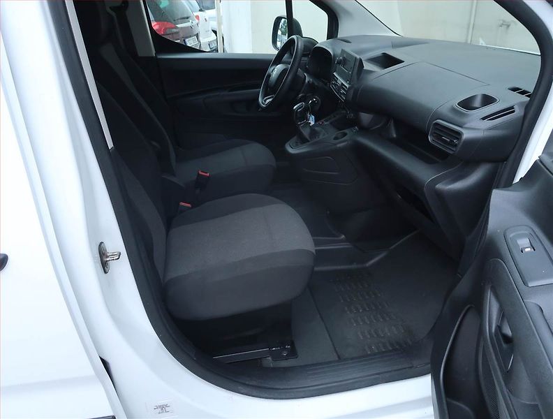 Citroën Berlingo (2021) 1.5 BlueHDi, ČR, 1Maj, DPH - fotka 9 z 13