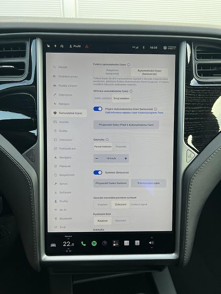 Tesla Model S 75D 386kW MCU2 SOH 91%  - fotka 16 z 27