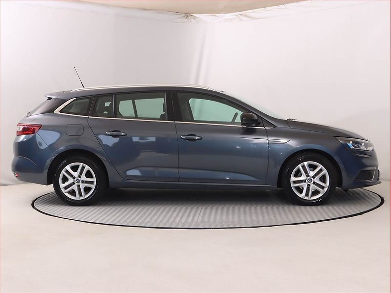 Renault Mégane (2018) Zen 1.6 SCe, Tempomat - fotka 6 z 16