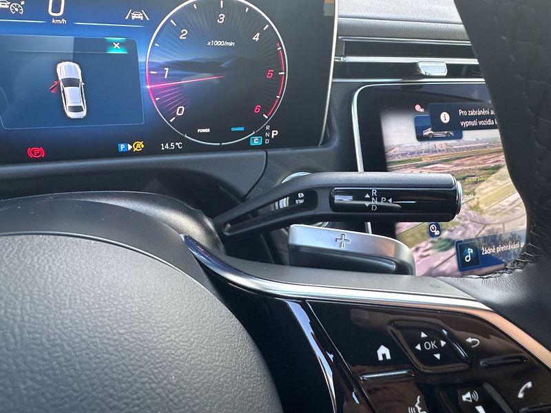 Mercedes-Benz Třídy E 220d 4MATIC AVANTGARDE - fotka 19 z 19