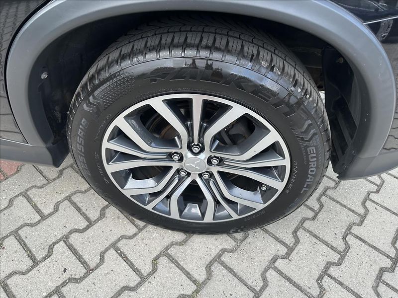Mitsubishi ASX 1,6 EDITION 100+ TOP - fotka 25 z 27