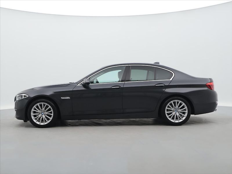 BMW Řada 5 3,0 D 190 kW X-Drive Luxury Li - fotka 4 z 35
