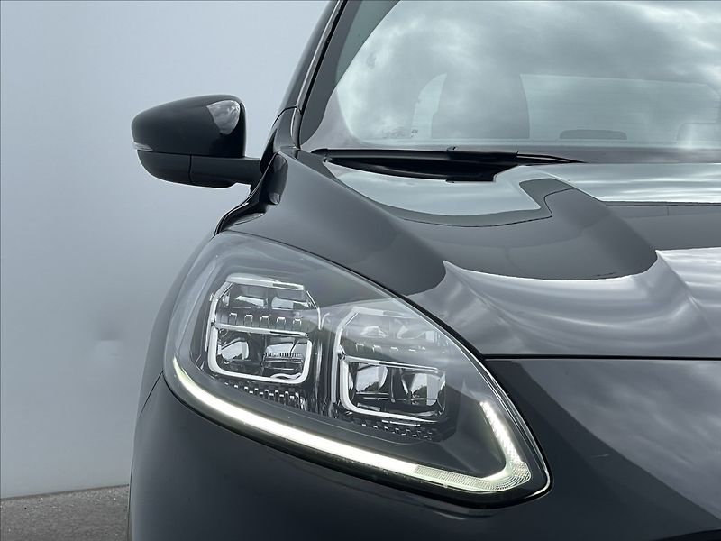 Ford Kuga 2,5 Duratec HEV CVT ST-Line X - fotka 21 z 24