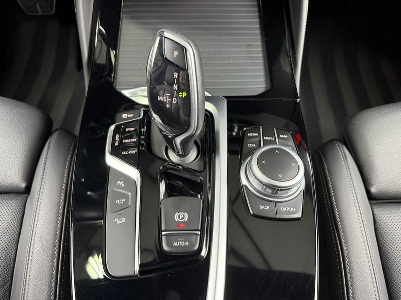 BMW X4 M40d xDrive M-PAKET, LED, HUD, - fotka 25 z 32