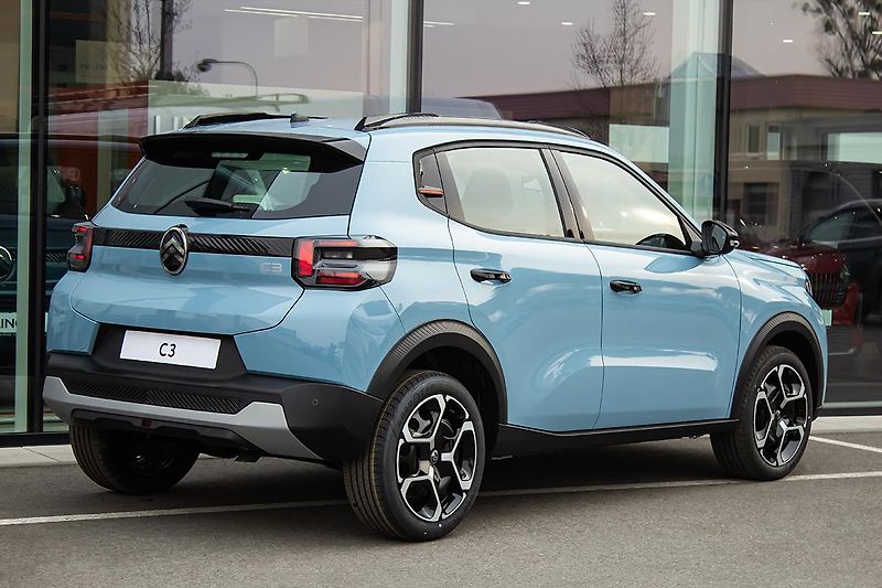 Citroën C3 (2026) 1,2 PLUS Turbo 100k Manual - fotka 5 z 17