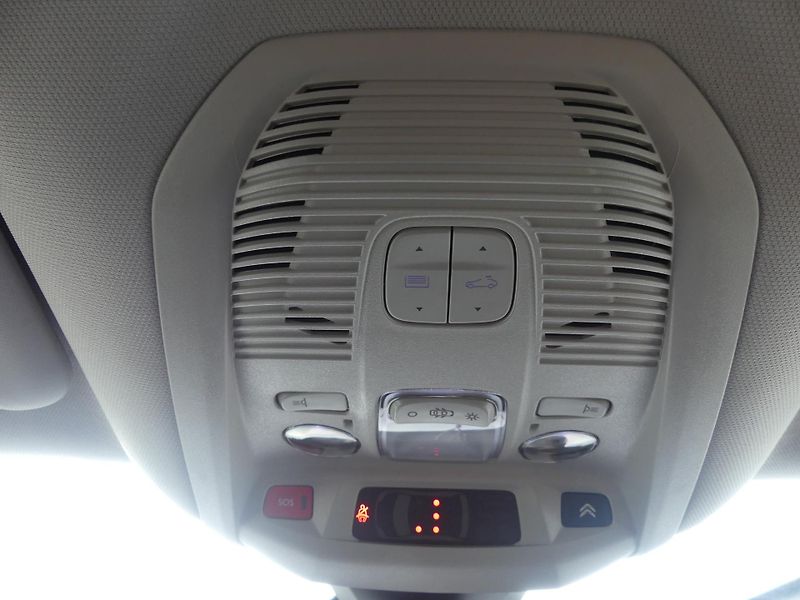 Citroën C5 Aircross (2024) 1,5 BlueHDi 130 EAT8 SHINE - fotka 17 z 22